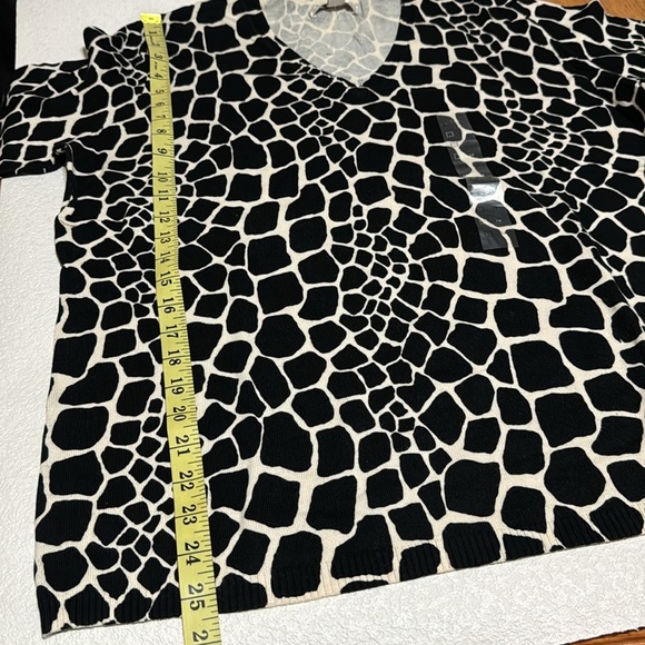 Liz Claiborne New York V neck  Pullover - Picture 7 of 10